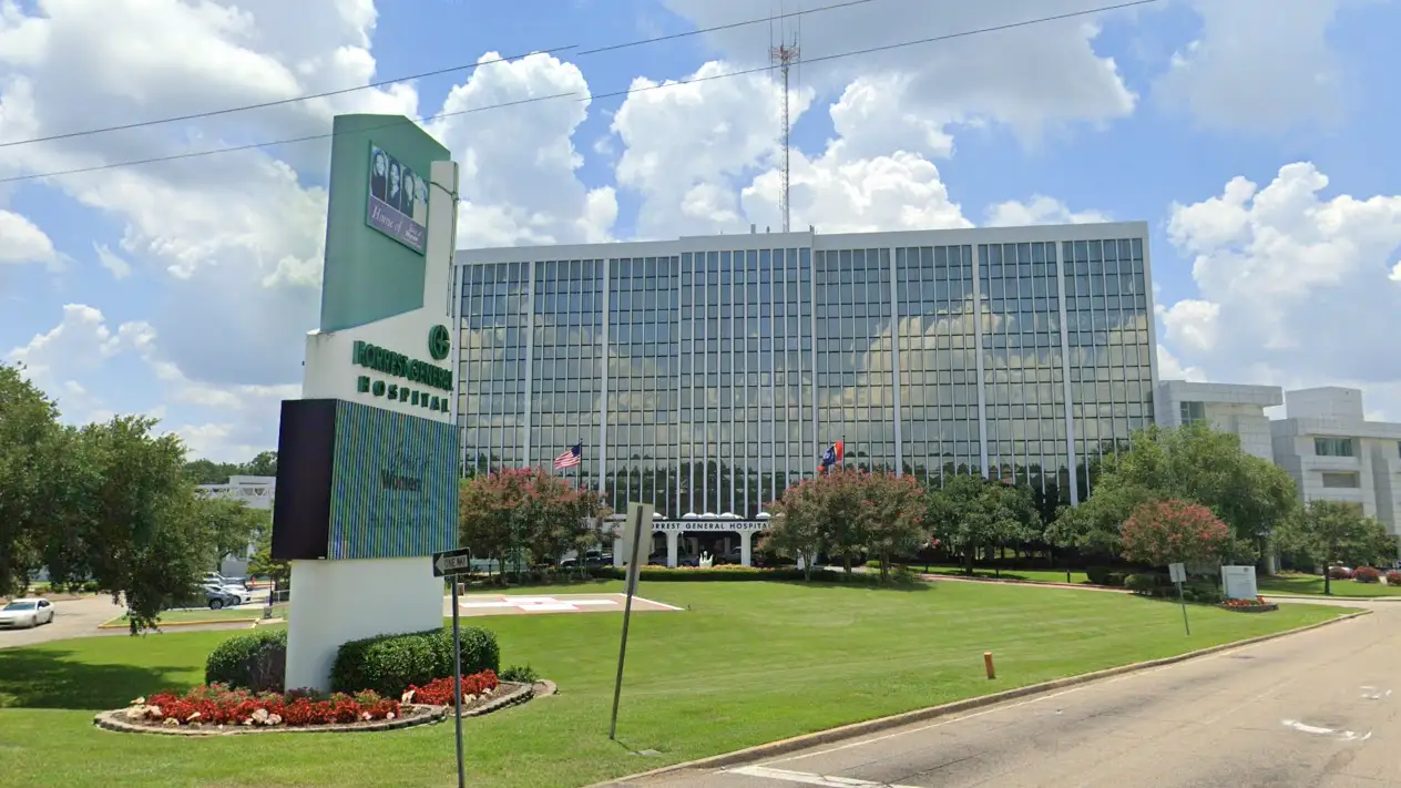 Front view of Forrest County General Hospital in Hattiesburg, MS | Heating Install | Bennett Heating and Air LLC
